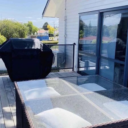 “Henderson Dream Guest House” Auckland Eksteriør bilde