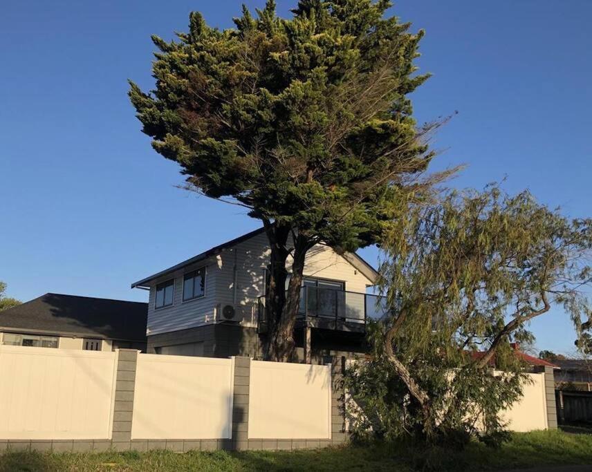 “Henderson Dream Guest House” Auckland Eksteriør bilde